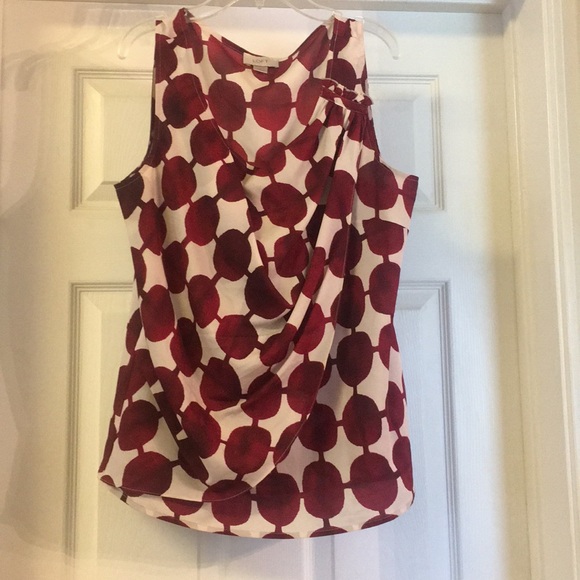 LOFT Tops - Loft dot patterned sleeveless blouse